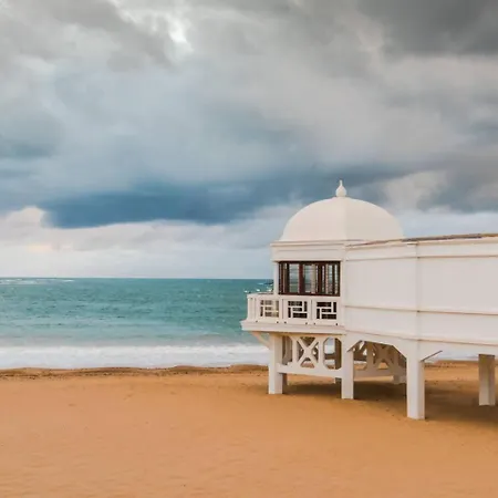 Nebro Sol, En El Corazon De Cádiz